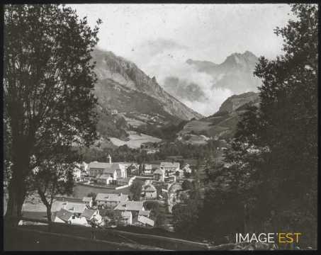 Village (Pyrénées)